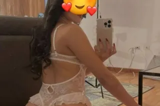 💜🎀Young and juicy🎀💜Super beaut... - Image 1