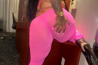 💦SUPA Soaker 💦 NEW in Town! Cute face&Curvy Body READY NOW - Image 5