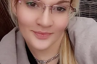 Birthday Queen! Must VIDEO VER... - Image 1