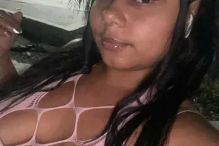 Sexy Playmate😝 Bubbly Personality🫣 LETS HANG OUT 😘💕 - Image 8