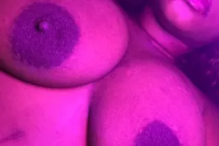 YOUNG AND FREAKY ASF 🫦💦💦 - 23 - Image 2