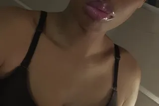 Bare Pregnant Eighty Dollar Hh... - Image 1