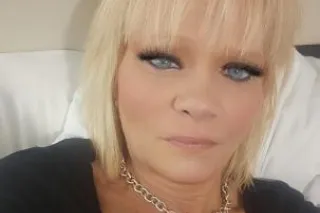 2 GIRL SPECIAL 02/21 IN TOWN -... - Image 2