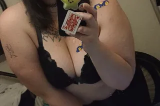 thick thighs and pretty eyes - Image 5