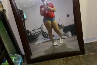 Sexxy yellow - Image 4