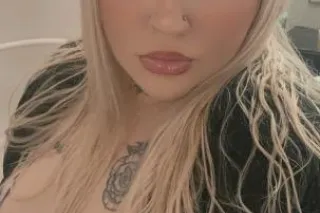 Want me 👉 Sub on FANSLY and DM... - Image 1