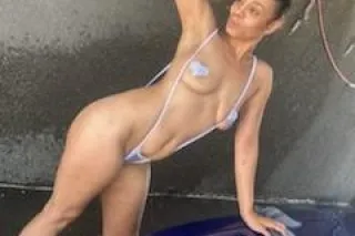 sexy ass slut - Image 8