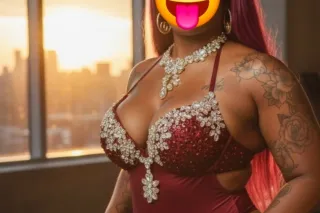 MUNCHING MONDAY $70 OUTCALL ON... - Image 2