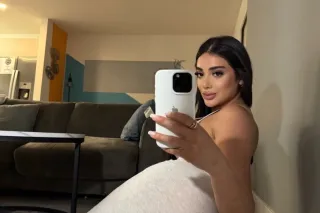 Yes Available for THREESOMES Y... - Image 1