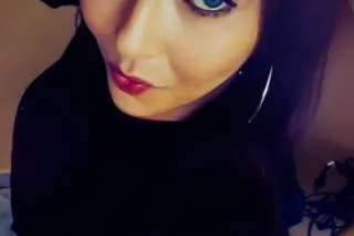 Hello Gentleman - 38 - Image 2