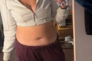 Very sweet and petite🌹 let's fuck - Image 4