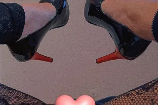 Come over, im honry 🥰 - Image 4