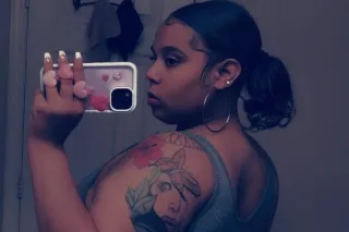 Laurel im back 😘SQUIRT ALERT 💦... - Image 4