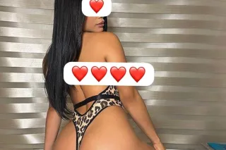 HELLO BABY I'M AVAILABLE NOW - Image 3