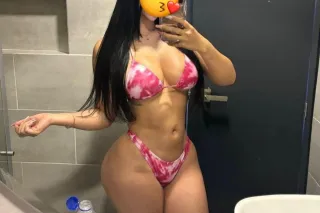 🌹✨️ Roseanny Back in Town Latina Available beautiful💫💋 - Image 1