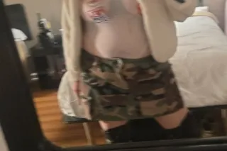 Come play with me. - 44 - Image 3