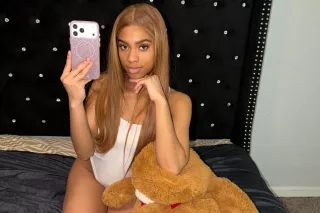 Latin Girl🔥 - 22 - Image 1