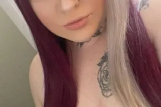 Horny Queen girl 🍌 Available F... - Image 2