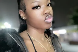 Strawberry dipped in choclate - Image 4