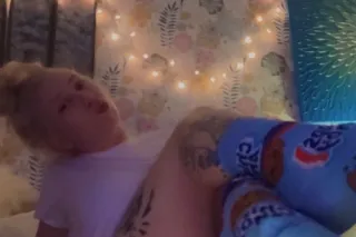 available 😏😍 incall & outcall ... - Image 2