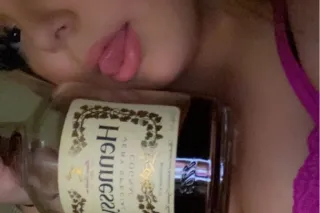 ❗OUTCALLS ONLY❗CUM HAVE FUN💦😘YOUNG TIGHT and RIGHT 🤤 - Image 1