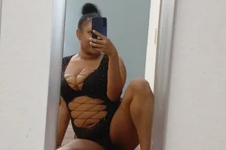 🎉➡Up Early this morning 😋🫦Come... - Image 1