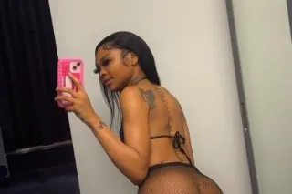 ✨ Pretty, Petite. Sweet. 🍭 - 2... - Image 2