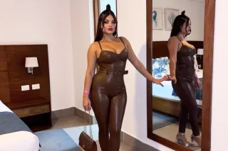 hot latina sexy - Image 6