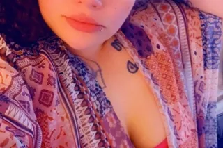 Mamas bb pussy available now come check how good i am - Image 5