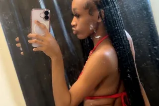 NEW IN TOWN🥰👅 TIGHT VIRGIN PUSSY🍒🌸 - Image 2