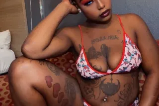 H0rny an ready to fu(k Now Gr33k Queen outcall specials - Image 7