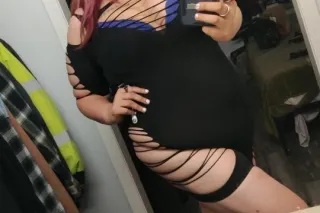 HAPPY HOLIDAYS - 31 - Image 4