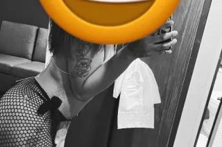 bare back full service special... - Image 1