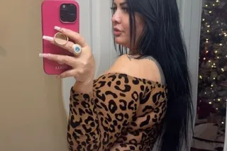 Linda - 38 - Image 1