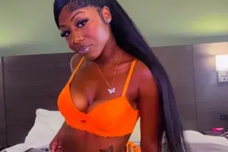 madam world 🐅💦🍒 - Image 1