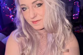 DOUBLE.TROUBLES IN TOWN CUM.GE... - Image 4