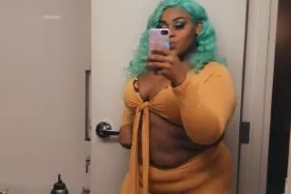 ✨New Girl In Town ✨DONT MISS O... - Image 2