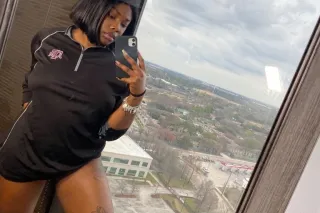 Your Sexy Asian Queen Is Ready... - Image 3