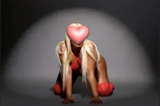 NEW IN TOWN! 🍫 UPSCALE EBONY Q... - Image 1