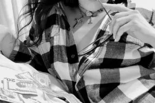 Sweet on the outside, sinful o... - Image 1