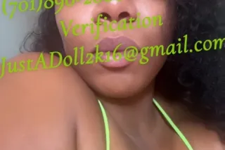 Your Favorite ✨💋 - 28 - Image 3