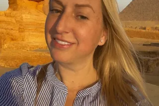 Quinn Waters adult star - Image 10