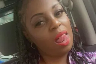 Just Arrived in Gown - 30 - Image 1