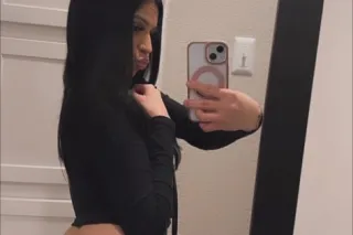 in/ out - 26 - Image 1