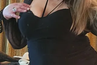 💋 Tonight’s Win = Your Reward,... - Image 3