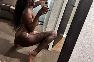 SHE IS BACK 😘 leaving soon~ IN... - Image 3