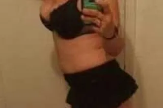 hot and waiting - 40 - Image 1