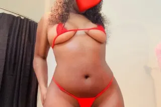 NEW IN TOWN CUM MEET ME - 21 - Image 1