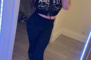 lets get snowed in together 💋 New in Town - Image 7