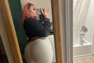 Sexy Nicaragua mamii here for ... - Image 1